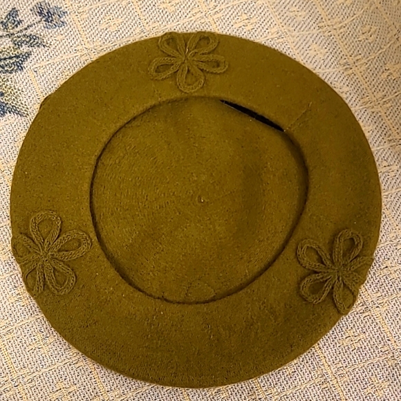 Anthropologie Blossom Story Wool Beret - NWT - Picture 2 of 5